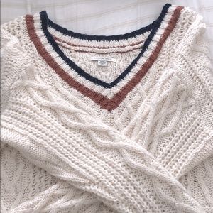 American Eagle White Sweater